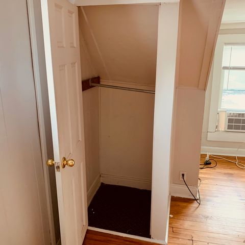 2900 ENOCH Avenue 1, Zion, IL 60099