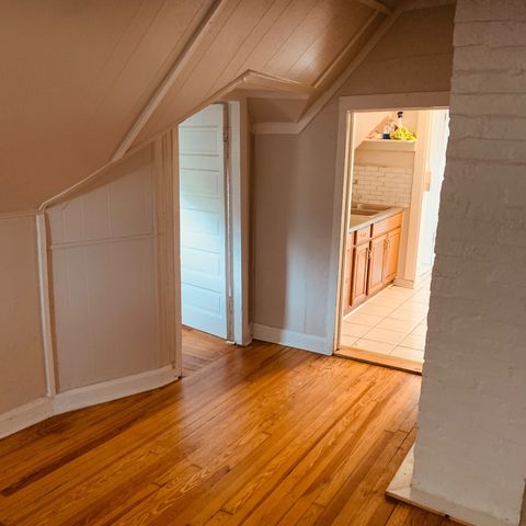 2900 ENOCH Avenue 1, Zion, IL 60099