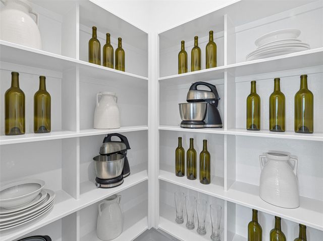 9727 Westminster Manor Drive, Cypress, TX 77433