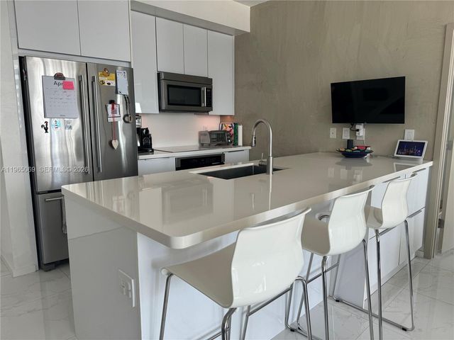 1111 SW 1st Ave 2622-N, Miami, FL 33130