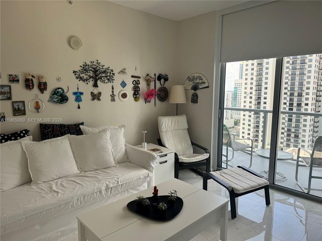 1111 SW 1st Ave 2622-N, Miami, FL 33130