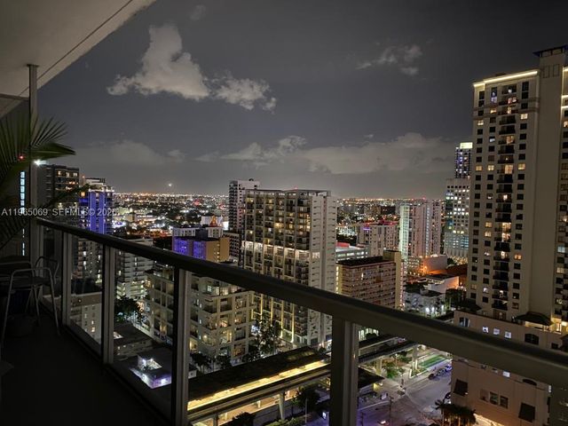 1111 SW 1st Ave 2622-N, Miami, FL 33130