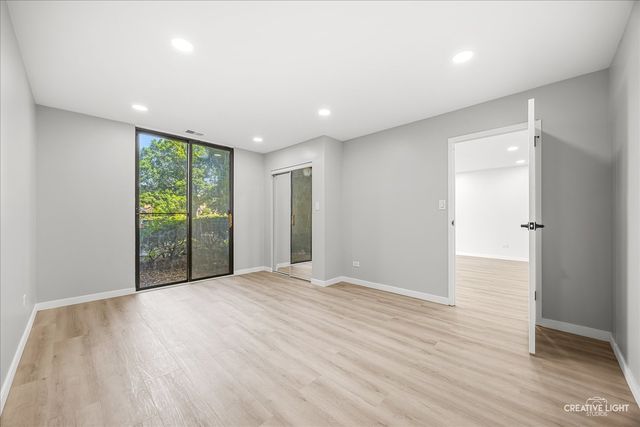 111 Acacia Drive 101, Indian Head Park, IL 60525