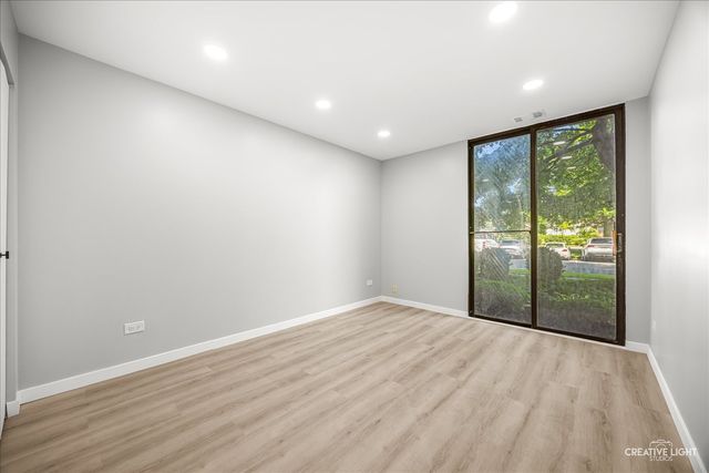 111 Acacia Drive 101, Indian Head Park, IL 60525