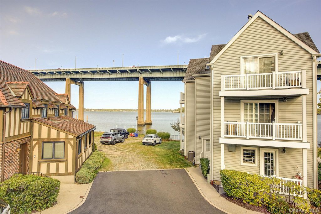 168-03 Powells Cove Boulevard 13, Beechhurst, NY 11357