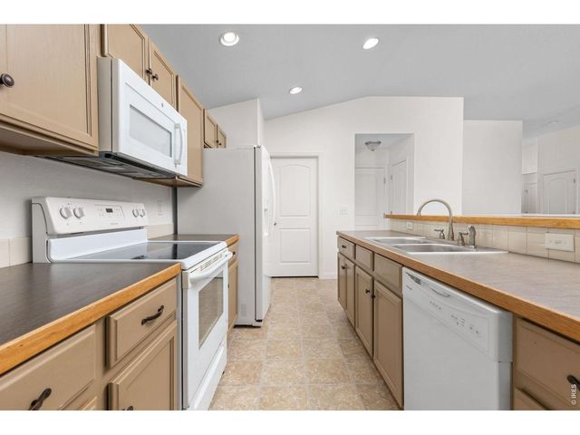 471 Homestead Ln, Johnstown, CO 80534