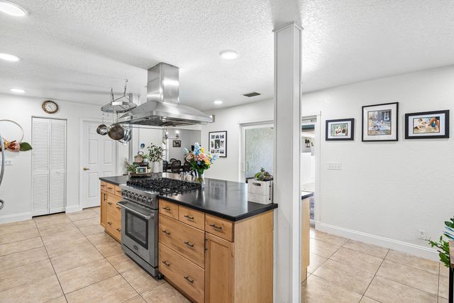 8811 Pinion Drive, Wellington, FL 33467