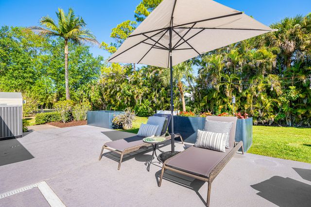 8811 Pinion Drive, Wellington, FL 33467