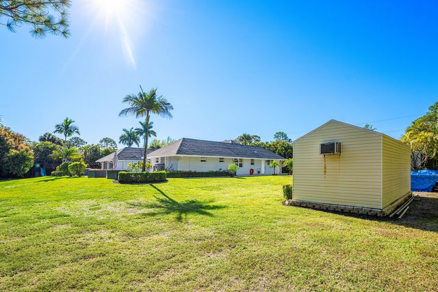 8811 Pinion Drive, Wellington, FL 33467