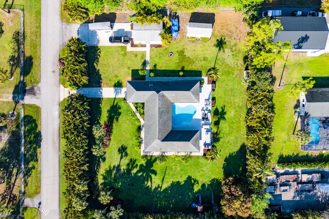 8811 Pinion Drive, Wellington, FL 33467