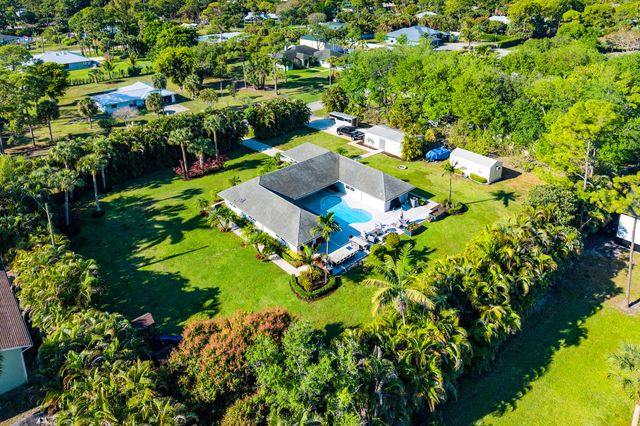 8811 Pinion Drive, Wellington, FL 33467