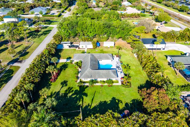 8811 Pinion Drive, Wellington, FL 33467