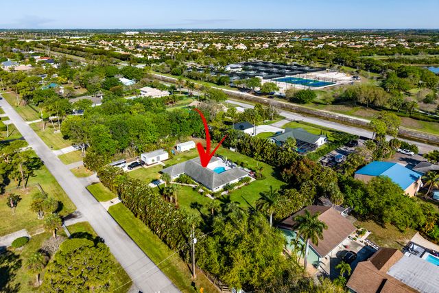 8811 Pinion Drive, Wellington, FL 33467