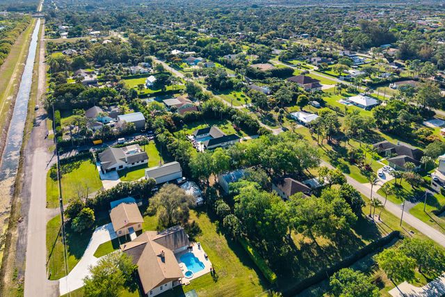 8811 Pinion Drive, Wellington, FL 33467