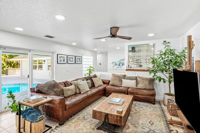 8811 Pinion Drive, Wellington, FL 33467