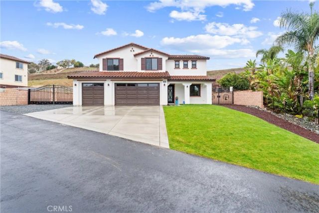 1993 Lyon Avenue, Riverside, CA 92503