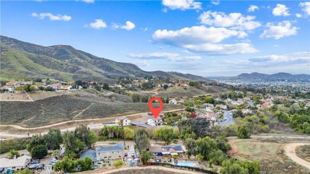 1993 Lyon Avenue, Riverside, CA 92503