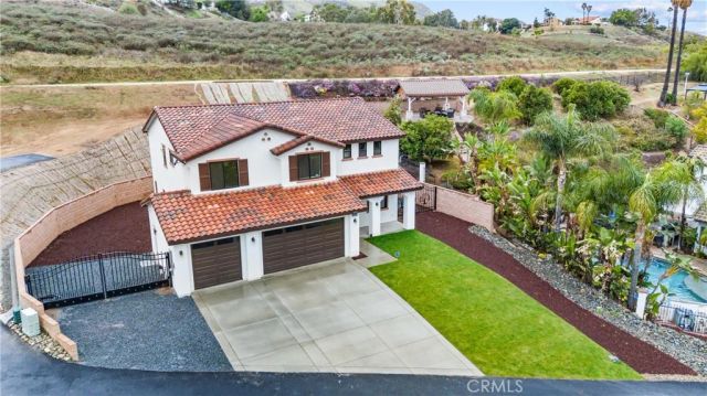 1993 Lyon Avenue, Riverside, CA 92503