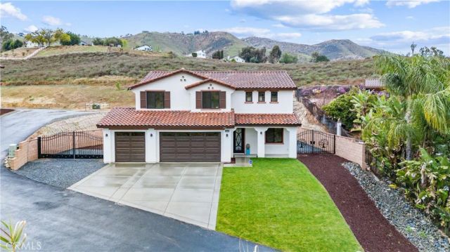 1993 Lyon Avenue, Riverside, CA 92503
