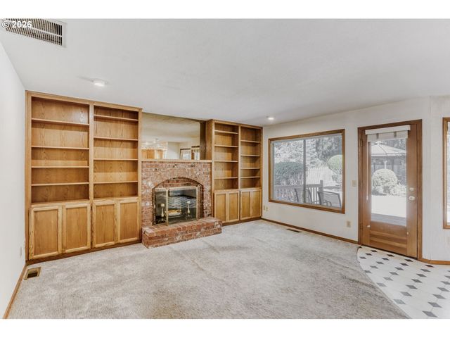 15035 Sw GEARHART Dr, Beaverton, OR 97007