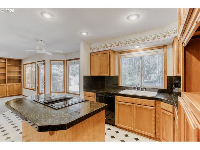 15035 Sw GEARHART Dr, Beaverton, OR 97007