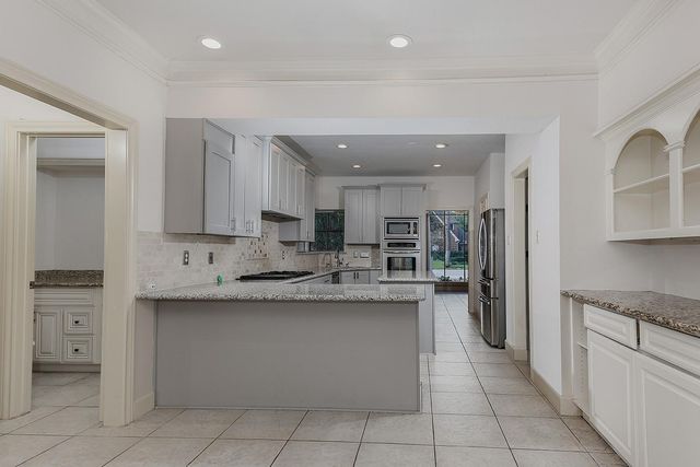 1111 Fleetwood Place Drive, Houston, TX 77079
