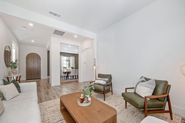 5970 Secret Preserve Ct, Rocklin, CA 95677