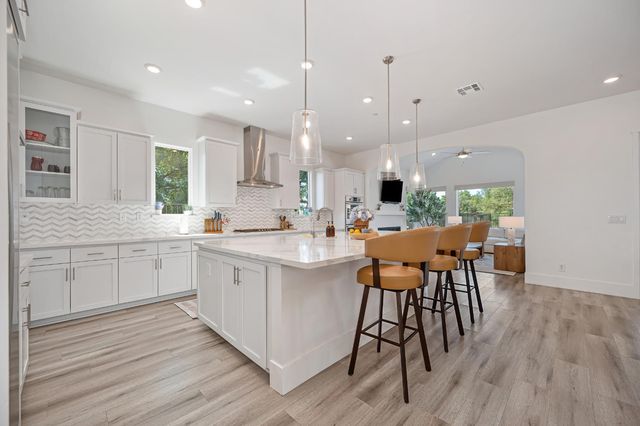 5970 Secret Preserve Ct, Rocklin, CA 95677
