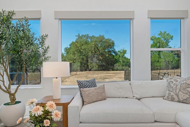 5970 Secret Preserve Ct, Rocklin, CA 95677