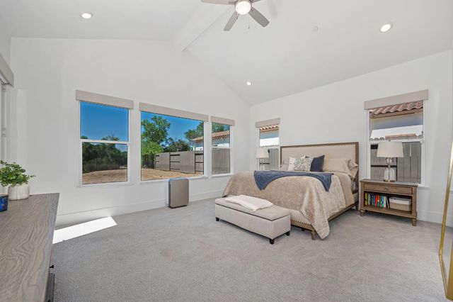 5970 Secret Preserve Ct, Rocklin, CA 95677
