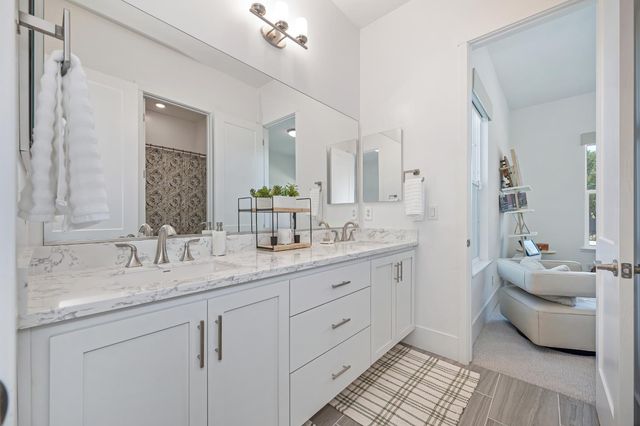 5970 Secret Preserve Ct, Rocklin, CA 95677