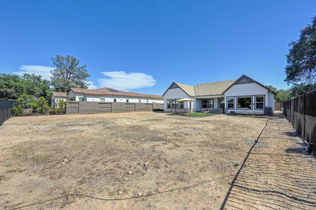 5970 Secret Preserve Ct, Rocklin, CA 95677