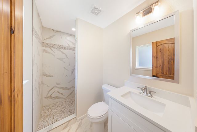 4107 Highland Road, Melissa, TX 75454