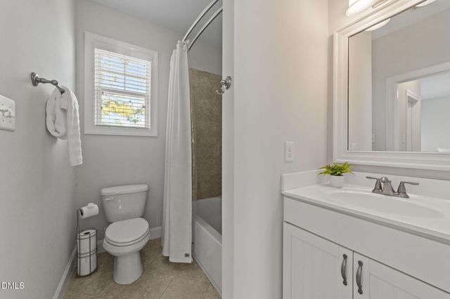 501 Wanderview Lane, Holly Springs, NC 27540