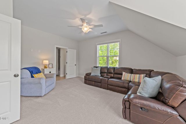 501 Wanderview Lane, Holly Springs, NC 27540