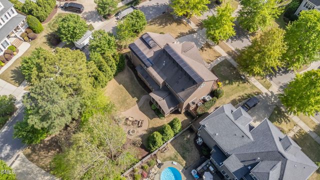 501 Wanderview Lane, Holly Springs, NC 27540