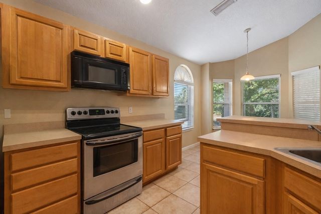 411 N WAYMAN STREET, Longwood, FL 32750