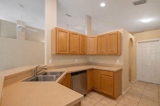 411 N WAYMAN STREET, Longwood, FL 32750