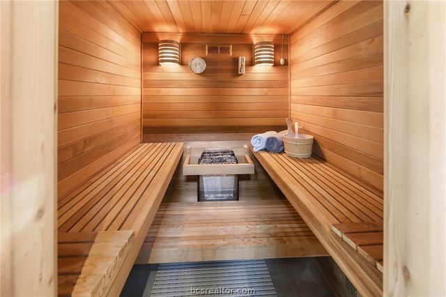 2917 Blue Belle Drive, Bryan, TX 77807