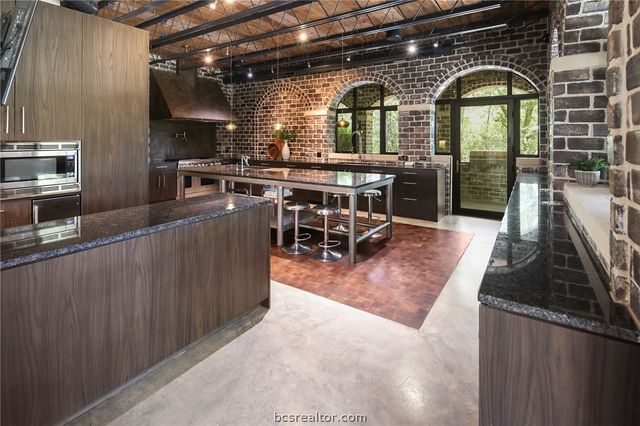 2917 Blue Belle Drive, Bryan, TX 77807