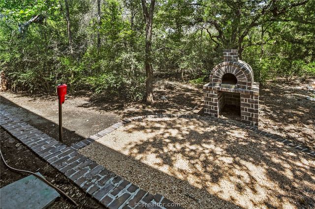 2917 Blue Belle Drive, Bryan, TX 77807