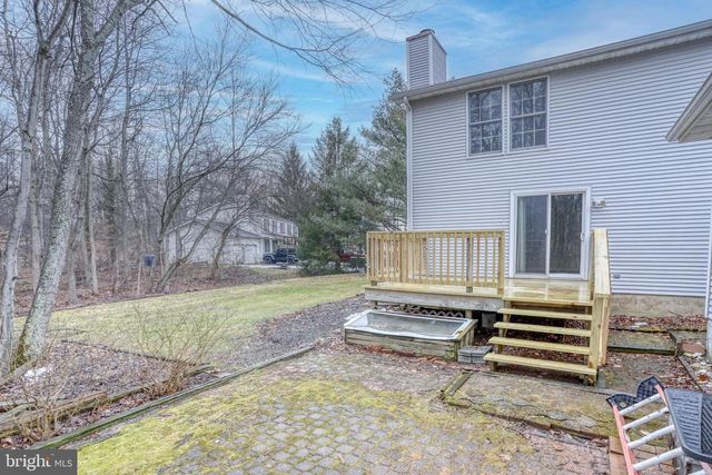 122 BARTLEY DR, Newark, DE 19702