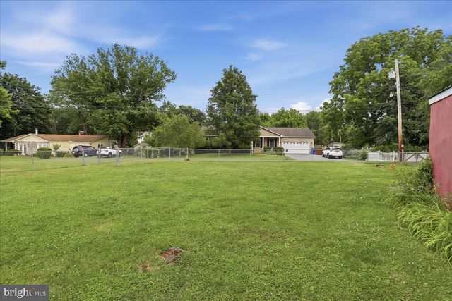 605 STOCKTON RD, Front Royal, VA 22630