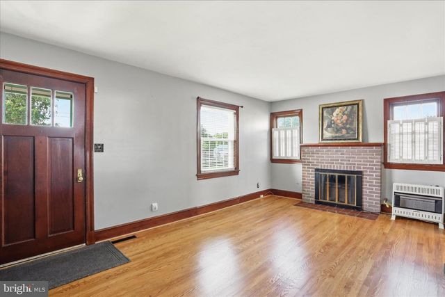 605 STOCKTON RD, Front Royal, VA 22630