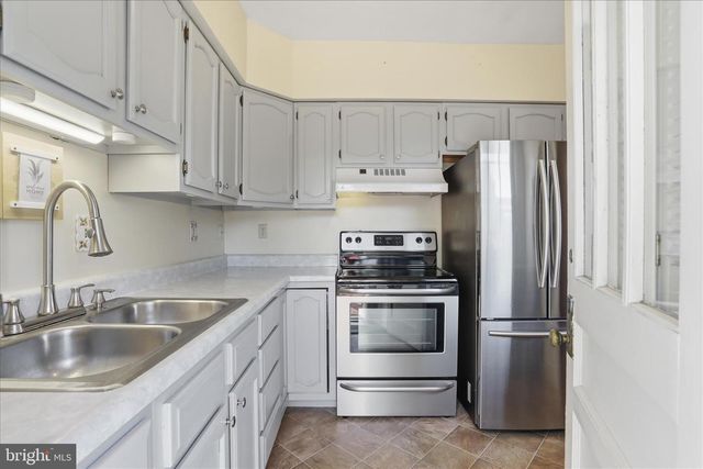 605 STOCKTON RD, Front Royal, VA 22630