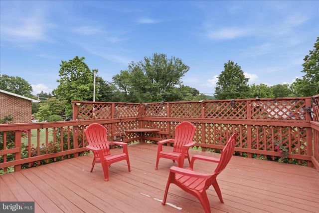 605 STOCKTON RD, Front Royal, VA 22630