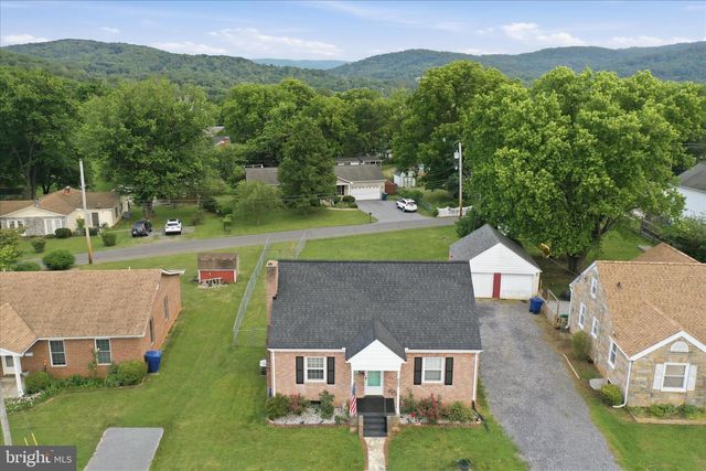 605 STOCKTON RD, Front Royal, VA 22630