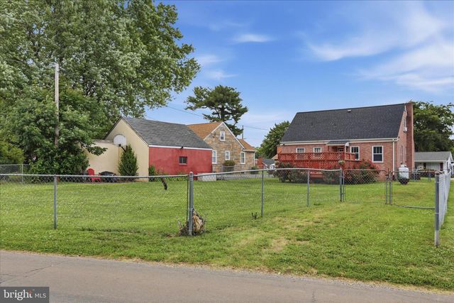 605 STOCKTON RD, Front Royal, VA 22630