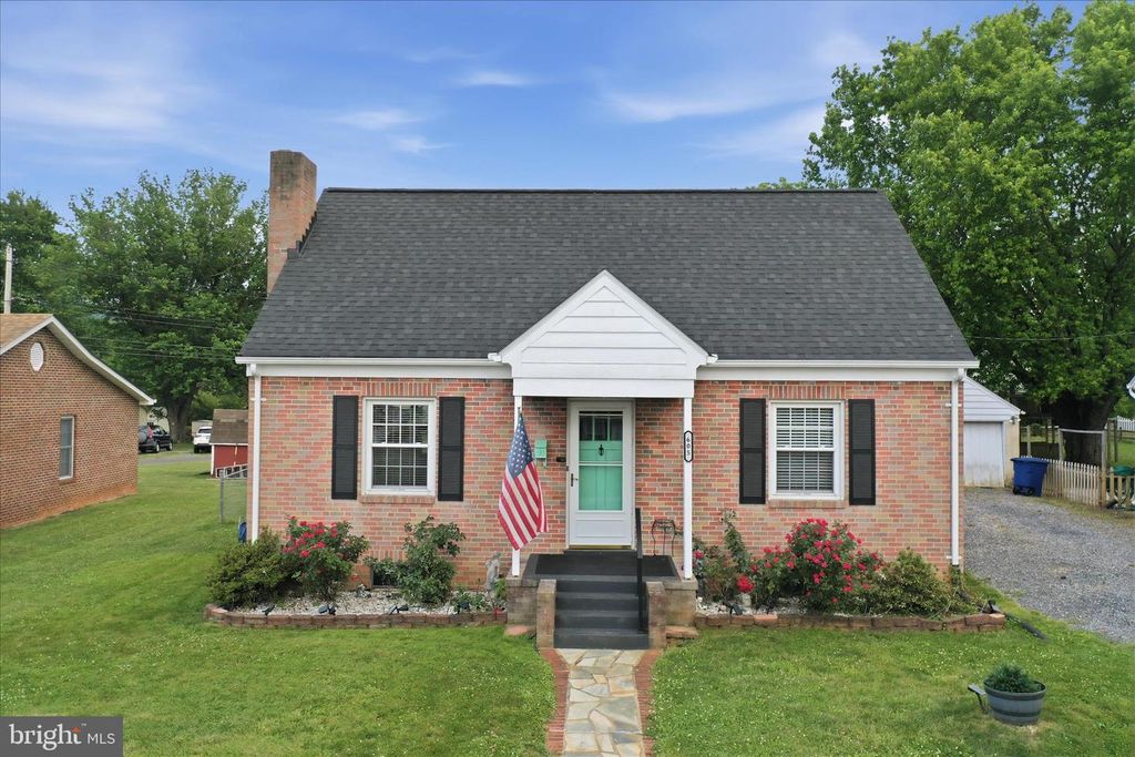 605 STOCKTON RD, Front Royal, VA 22630