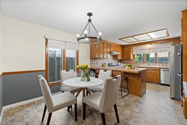 1449 Keagle Way, Lodi, CA 95242